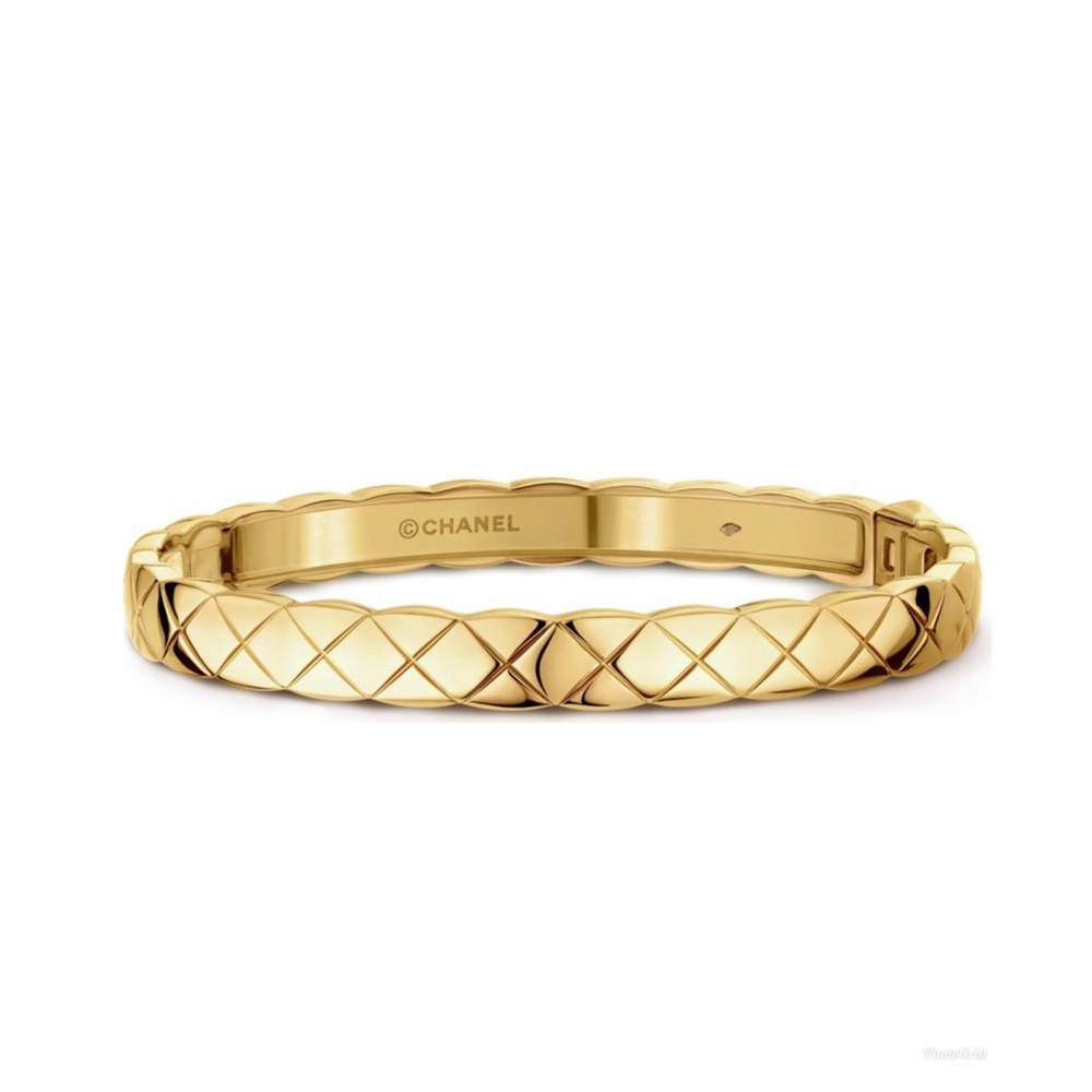 Chanel 18K Yellow Gold Coco Crush Bangle Bracelet